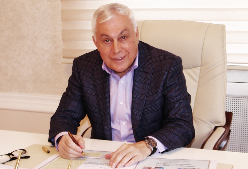 Dr. Tofik Nagiev
